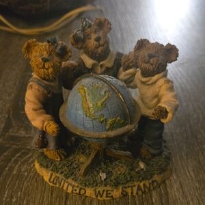Boyds Bears United We Stand Figurine - Brown and Blue